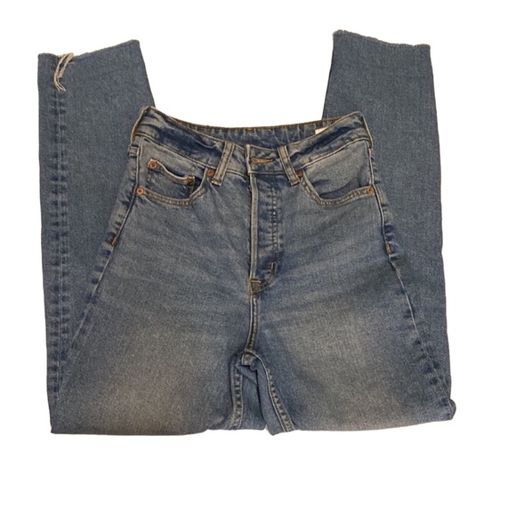 H&M Divided Curvy Fit Wide Ultra High Waist Jean - Picture 1 of 6